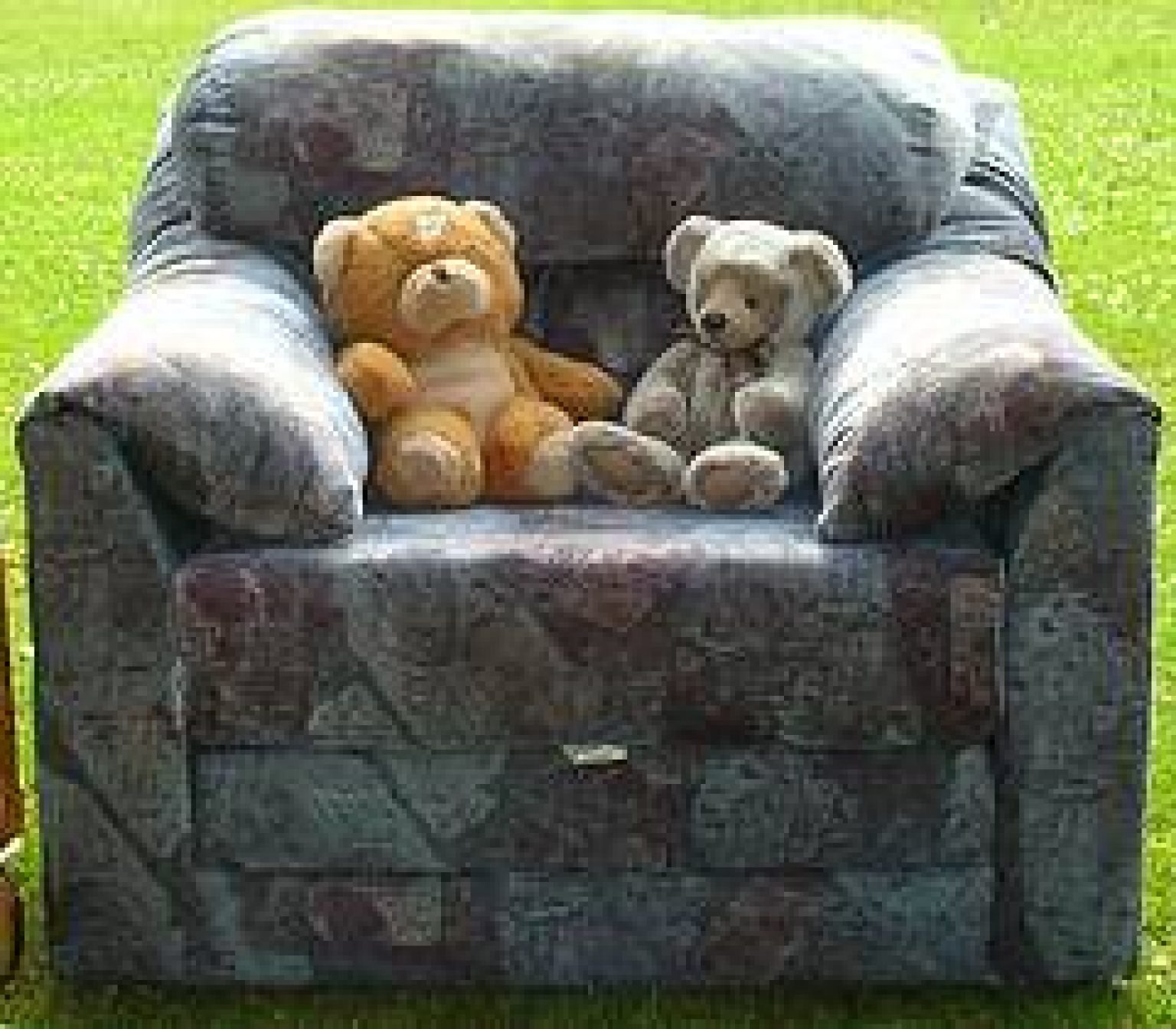 How to Set up Your Garage Sale (Layout Tips for More Money) Best