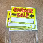 how to create a yard sale sign